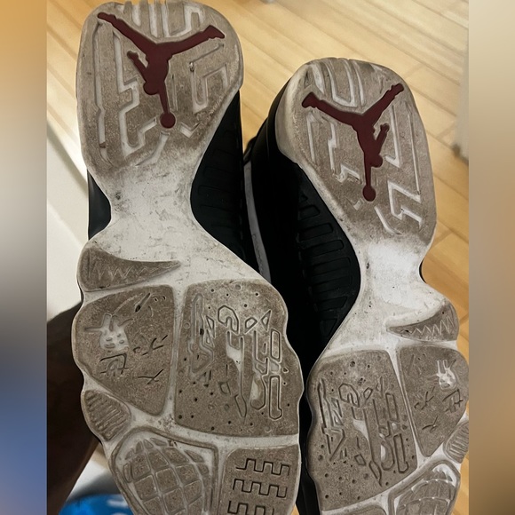 Jordan 9 - Picture 3 of 3